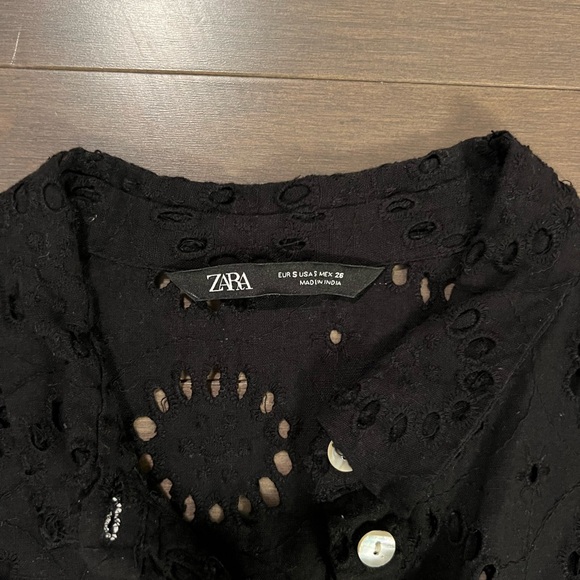 Zara Eyelet Front Tie - Picture 2 of 3